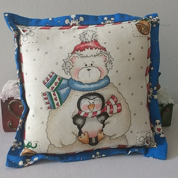 Handmade Charming Mini Reversable Christmas Cushions (5) - Picture 4 of 11